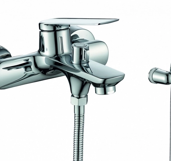 Смеситель для ванны RUSH Bering BE5535-44 хром