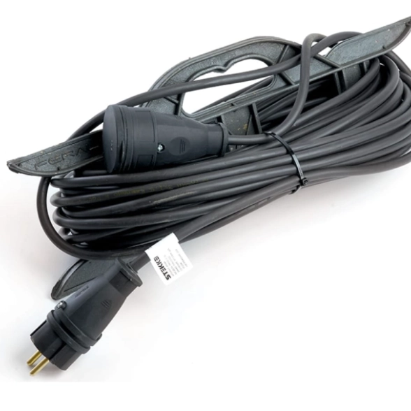 Удлинитель на рамке 1-местный с/з 3х2.5 10м Professional черный PRF22-41-10 (50029)