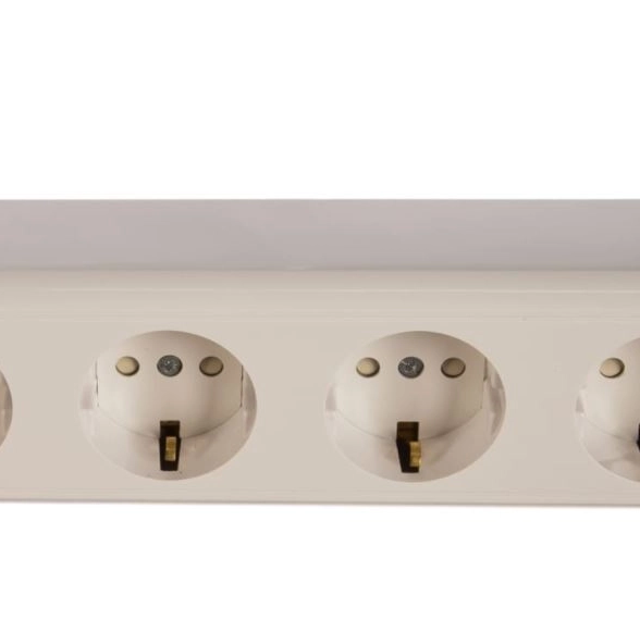 Розетка Оптима 4-я с/з с з/ш бел. РА16-403