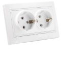 Розетка TANGO 2п СП с/з 16А белый