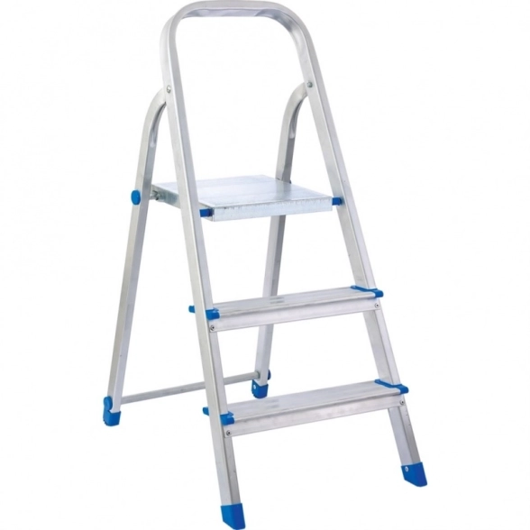 Стремянка РемоКолор 3ст. алюминий 0,6/1,3/2,7м 2,8кг