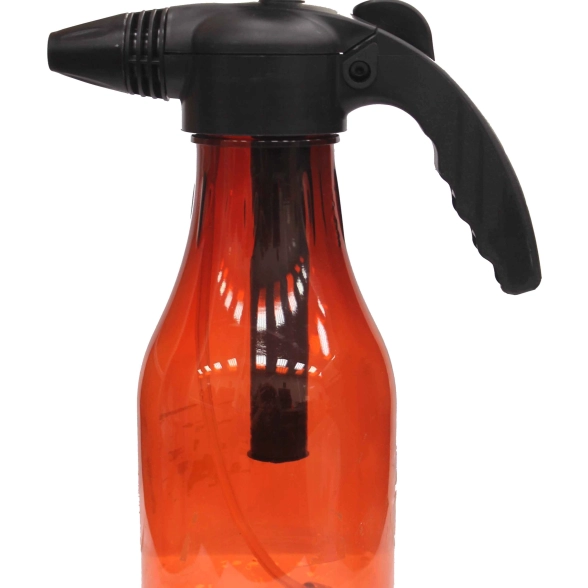 Опрыскиватель ручной Жук Люкс 2л 64-0-022