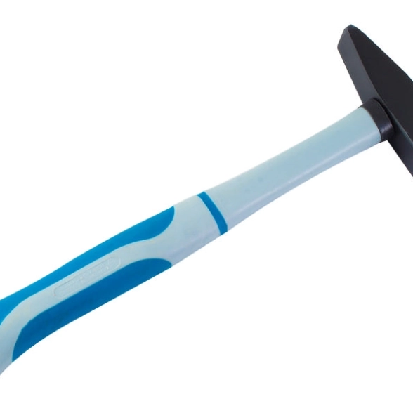 Молоток РемоКолор 600гр.слесарный ф/гл/р.38-2-206