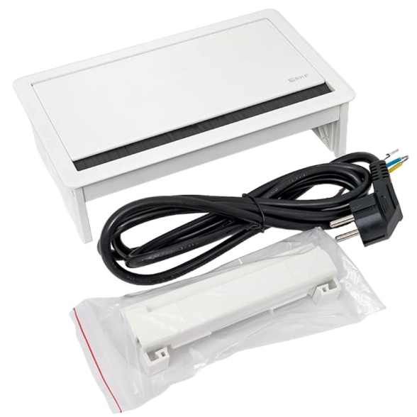 Встраиваемый наст.розеточный блок 8мод белый C-Line