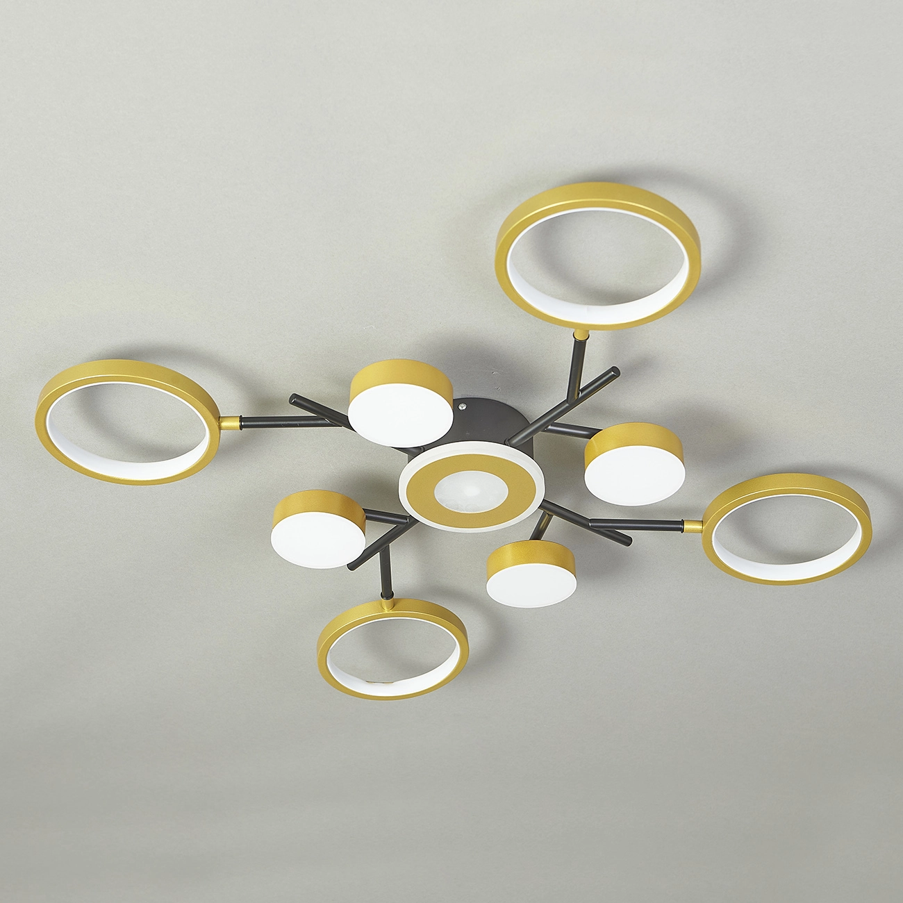 Светильник Escada 10206/9 LED*97W Black/Gold-image-1