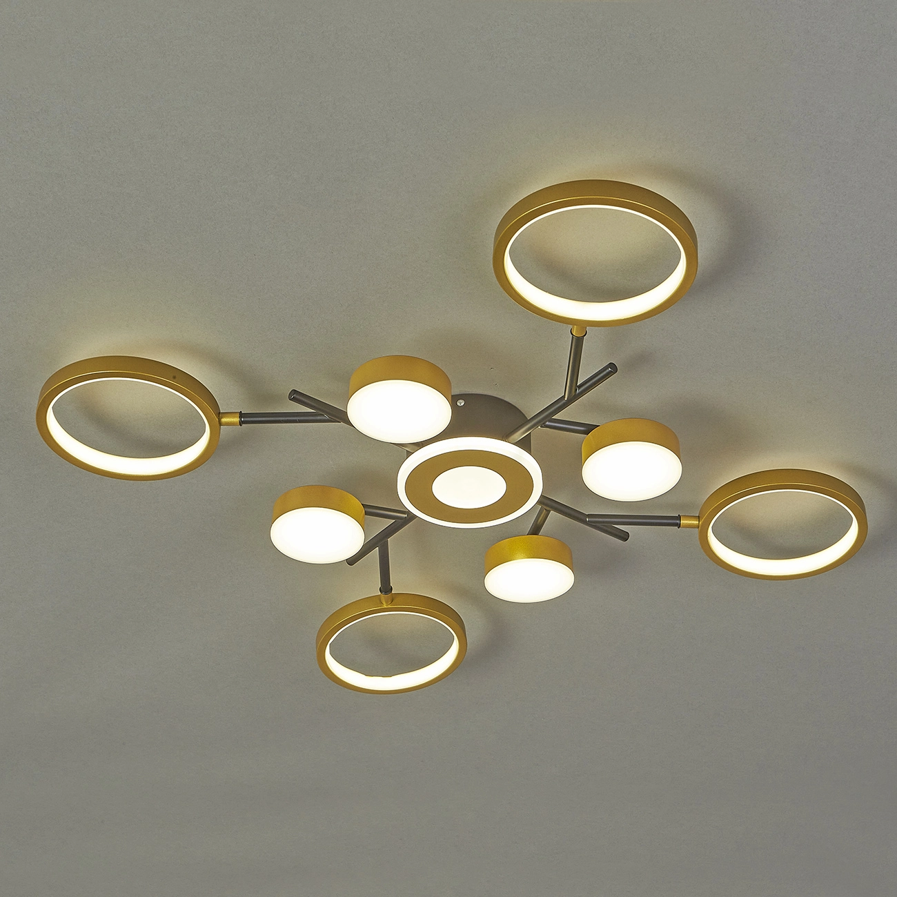 Светильник Escada 10206/9 LED*97W Black/Gold-image-2