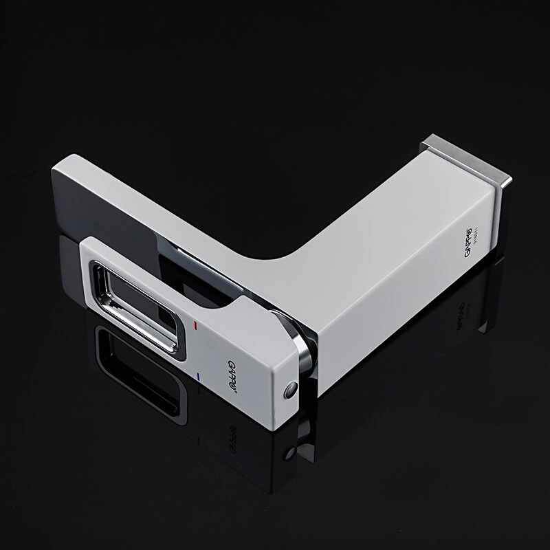 Смеситель для умывальника Gappo G1017-8 35к литой под гайку-image-3