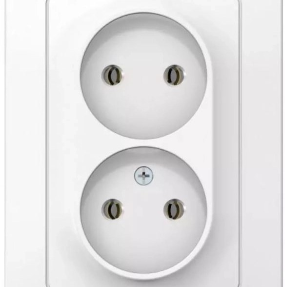 Розетка Blanca СП 2-я б/з б/ш 16А белый BLNRS000021