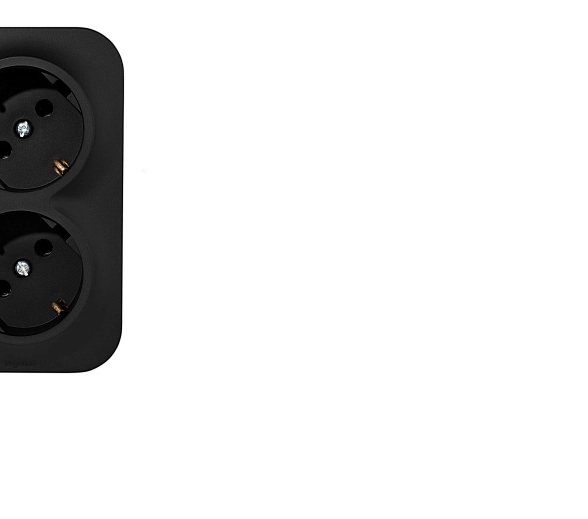 Розетка Quteo 2-я с/з б/шт 16А ОП черн.мат Daccord(Legrand